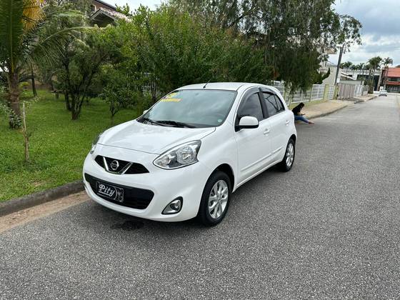 NISSAN MARCH 1.6 SV 16V FLEXSTART 4P XTRONIC